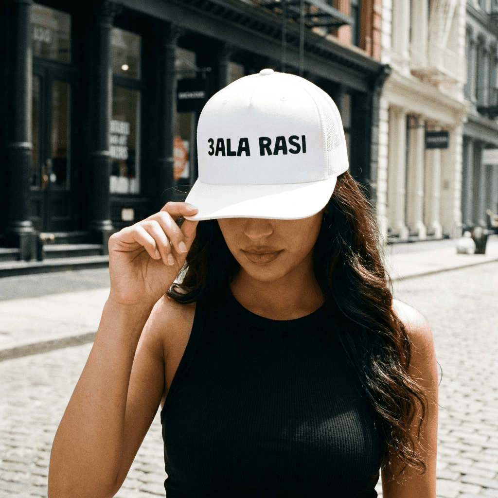 3ala Rasi trucker cap embroidery detail, Arabic slogan headwear by BOSA