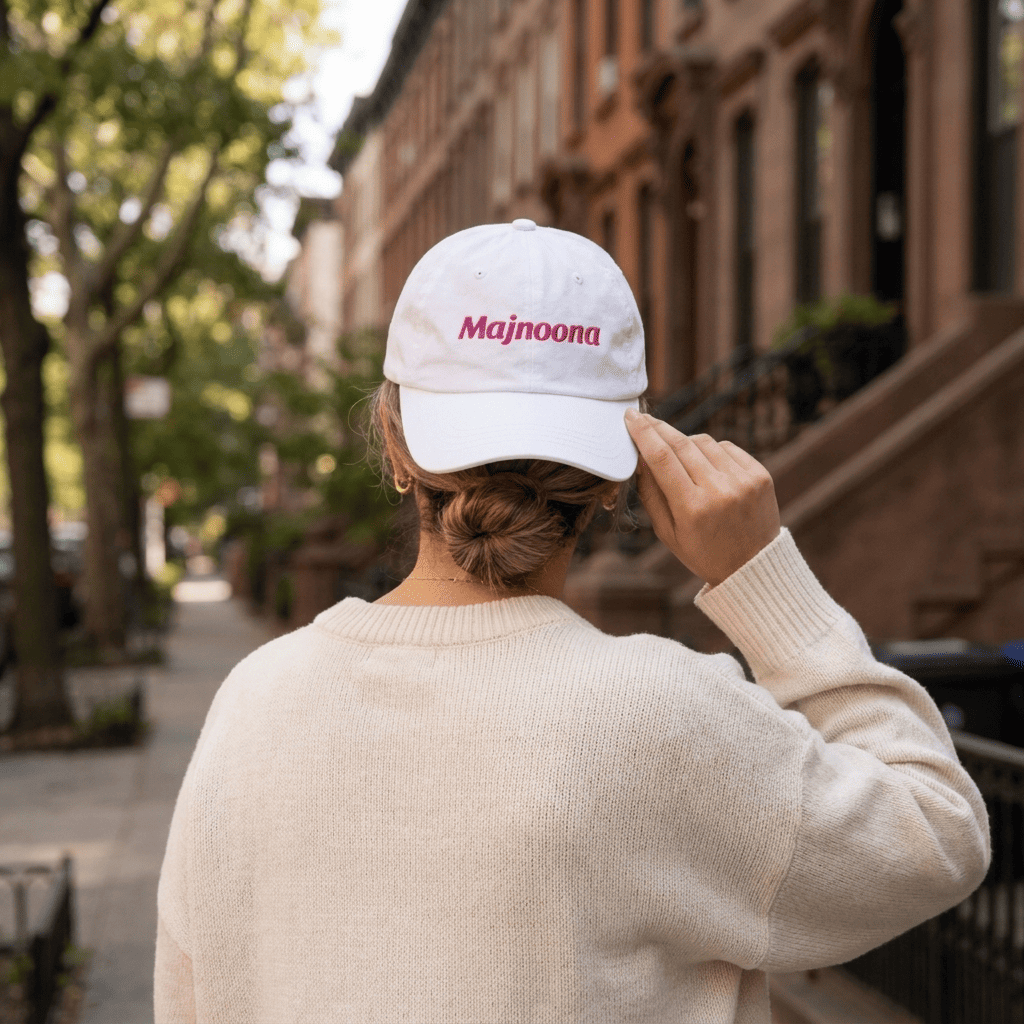Majnoona Dad hat