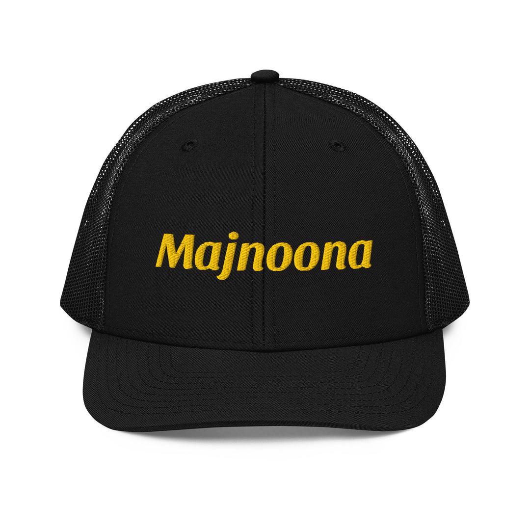 Majnoona snapback trucker cap in black, front view, Arabic slogan cap by BOSA